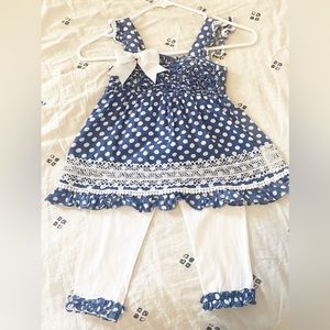 Cute Rare Editions top and leggings set.  Worn once.